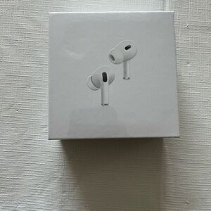 Apple White Earbud Headphones